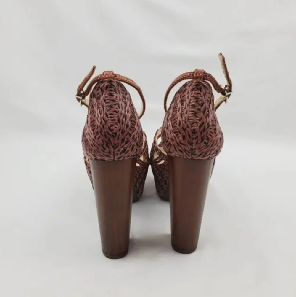 Jessica Simpson JSDessie platform Heel sandals